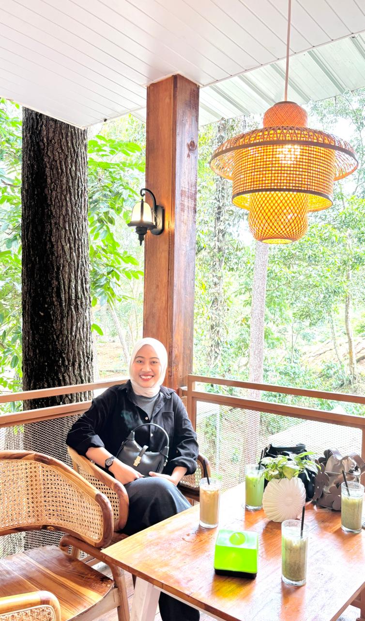 Novita Ristiani, S.Pd
